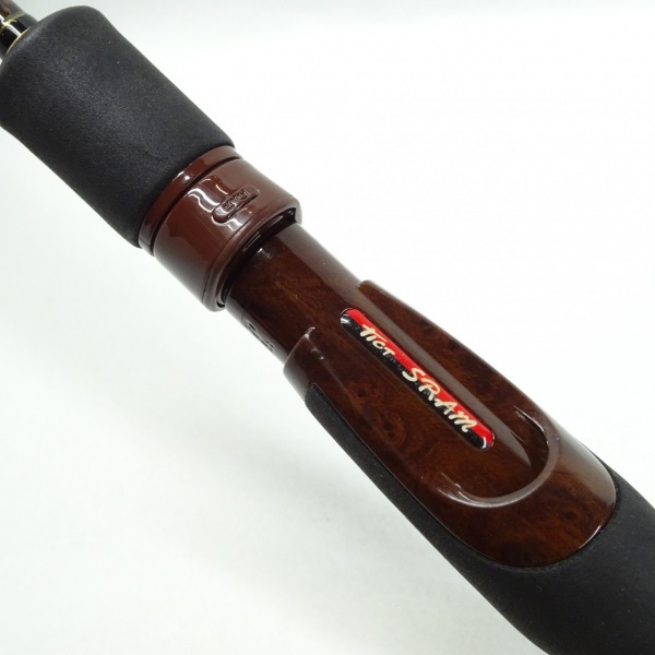 スラム ’UTR-601UX